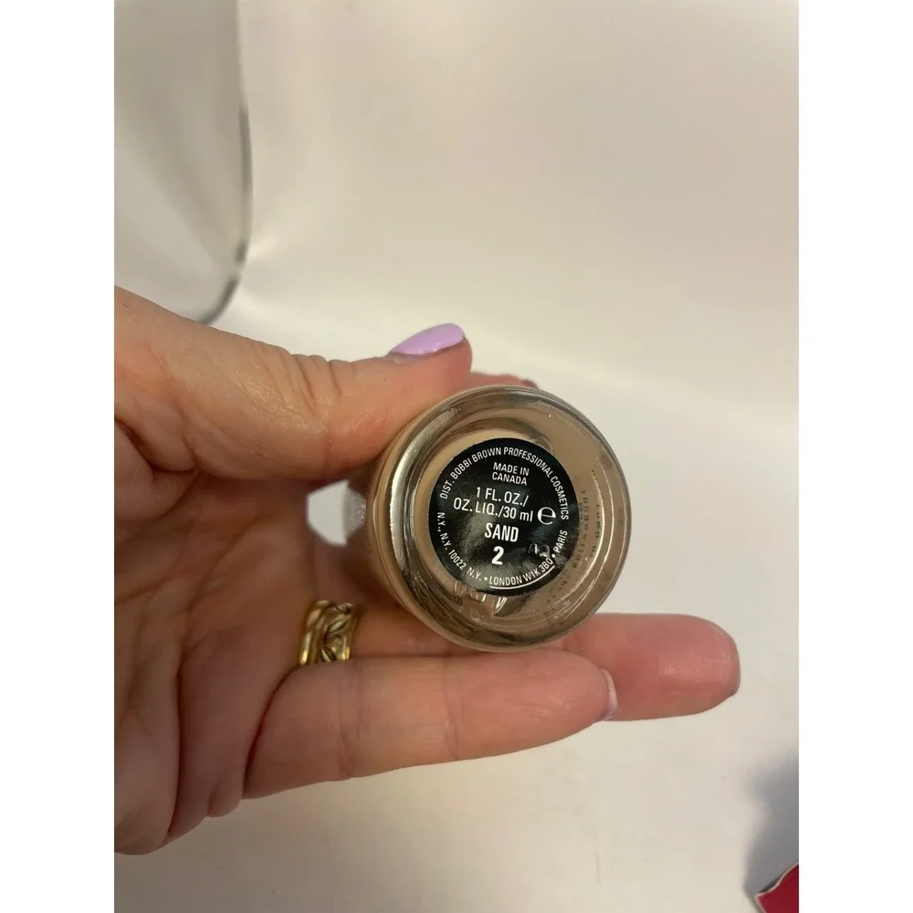 Bobbi Brown  1fl oz Skin Foundation #2 sand moisture rich‎  SPF 15 New